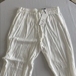 bobi Cream Ankle Pants